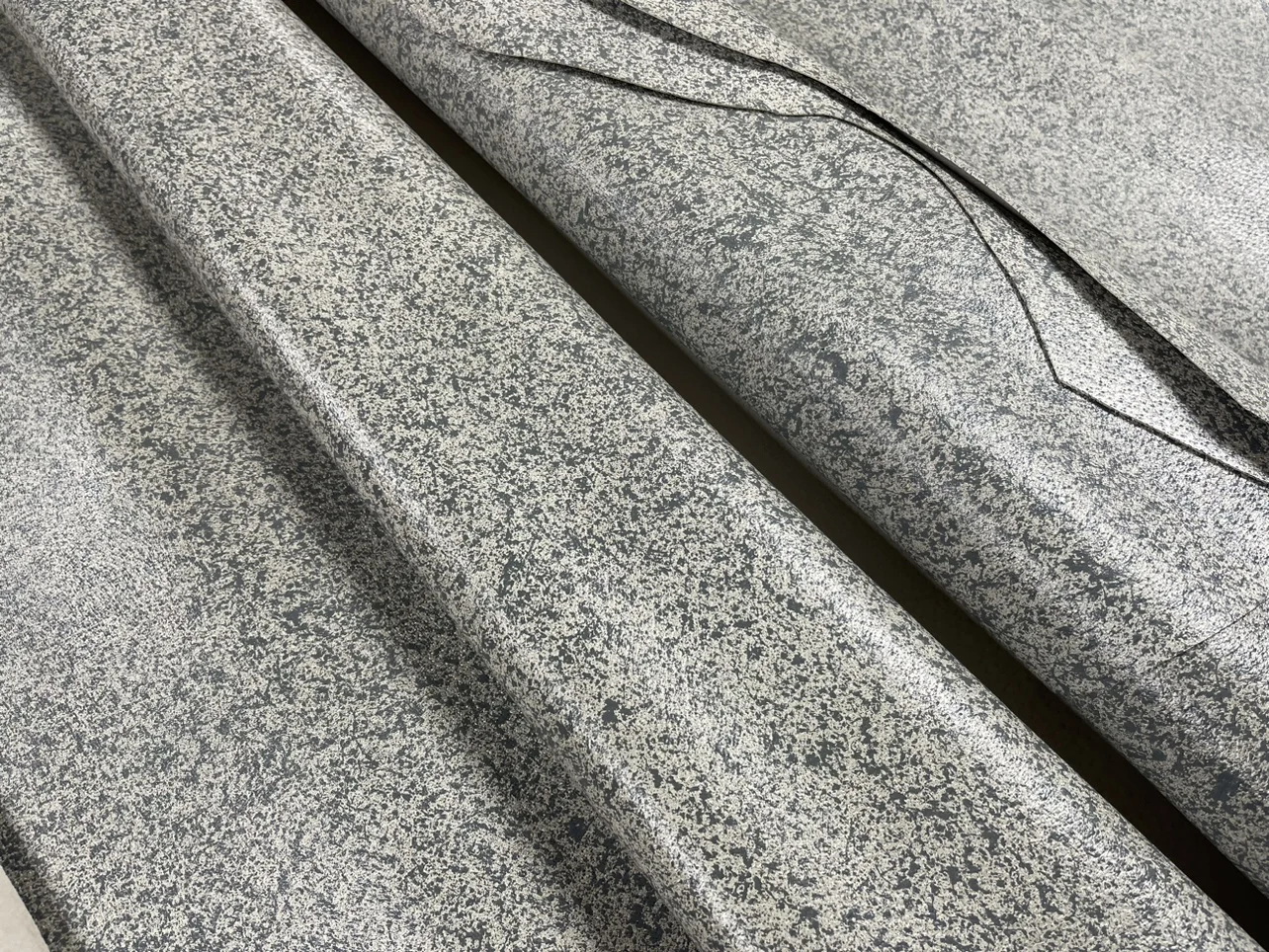 Цементные произведения Ветер! Италия Леонардо пеллеми натуральная кожа свиная