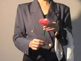 

Color Changing with a Shell by Kamekob Magic Tricks