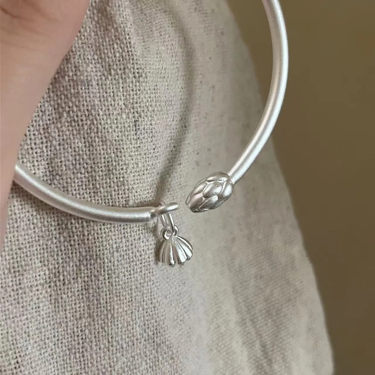 Браслет из чистого серебра 999 пробы женский однотонный открытый серебряный