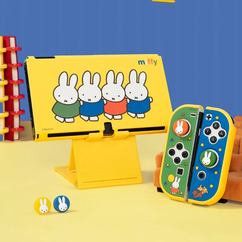 Фото Милый чехол Miffy для Nintendo Switch OLED, жесткий защитный чехол для контроллера, милый корпус с персонажем из игры, очаровательный дизайн. №4