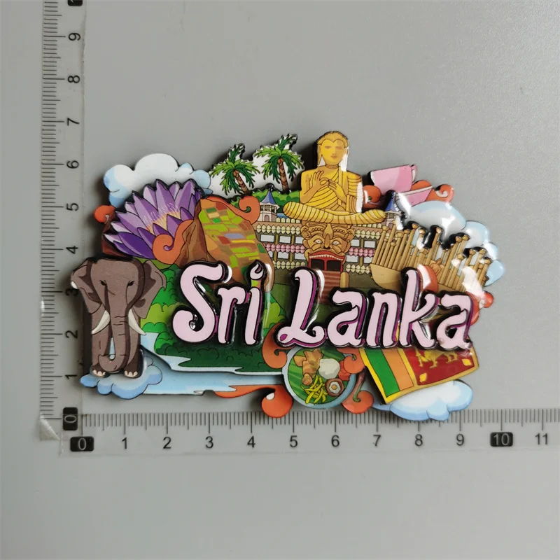 

Магниты на холодильник из дерева