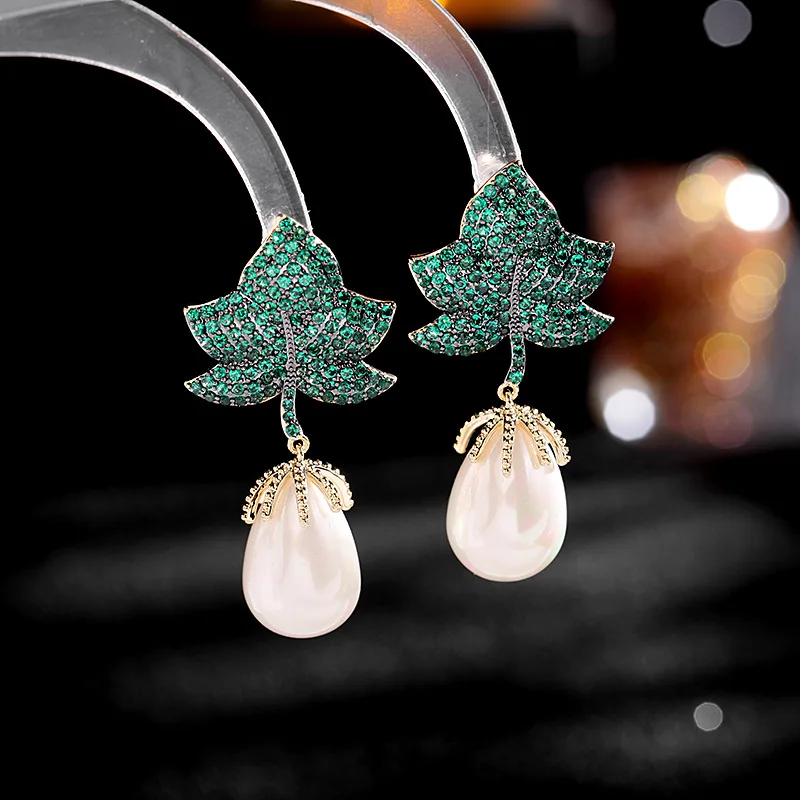 

Noble Luxury Dangle Drop White Pearl Cubic Zirconia Lovely Leaf Shape Earrings for Women Chic Jewelry Wedding Party Accessories