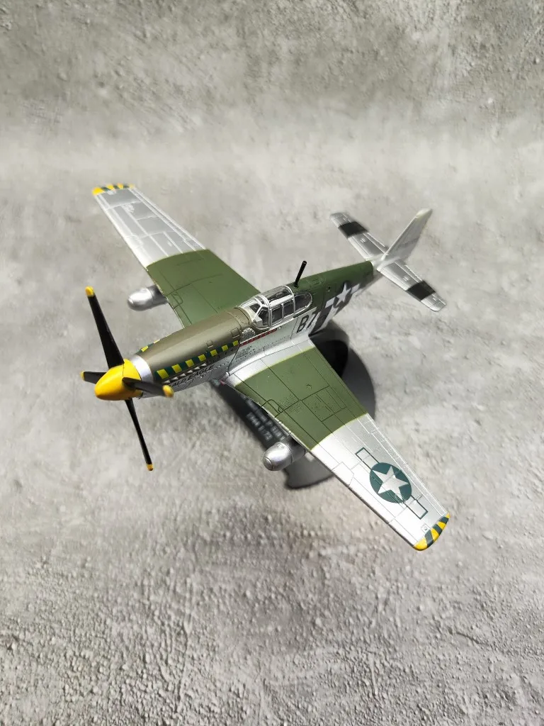 

AMER 1/72 Scale Die-Cast Plane Toys North American P-51B Mustang 1944 Fighter Diecast Metal Aircraft Model Toy For Boys Kids