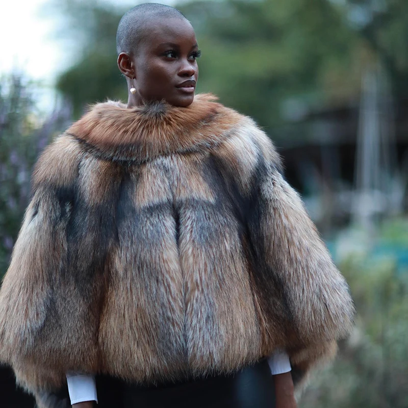 Natural Fox Fur Coat Woemn Cloak Bet Sleeve Outertwear Winter New Tide Warm Genuine Real Fox Whole Skin Fur Jacket Female