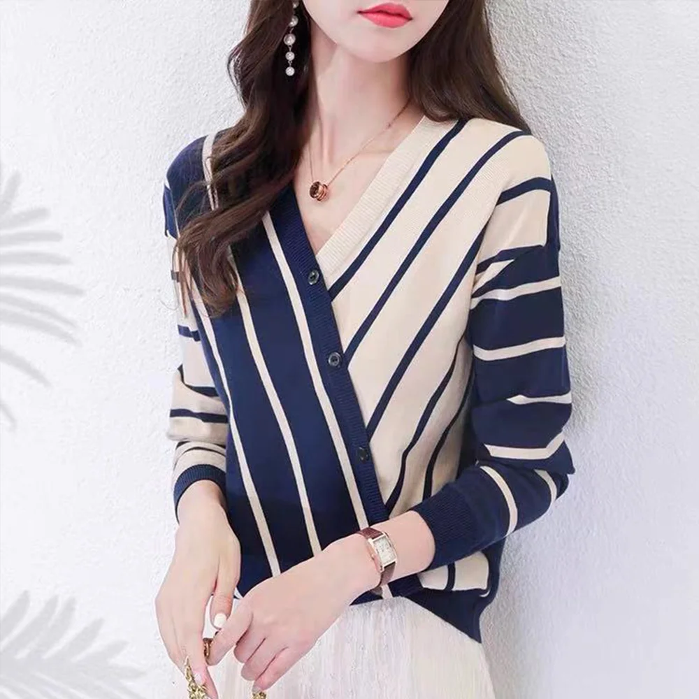 

Striped Knitted Sweater Women's Long-sleeved Outer Wear Loose Top Spring New V-neck Pullover Western-style Bottoming Knitwear