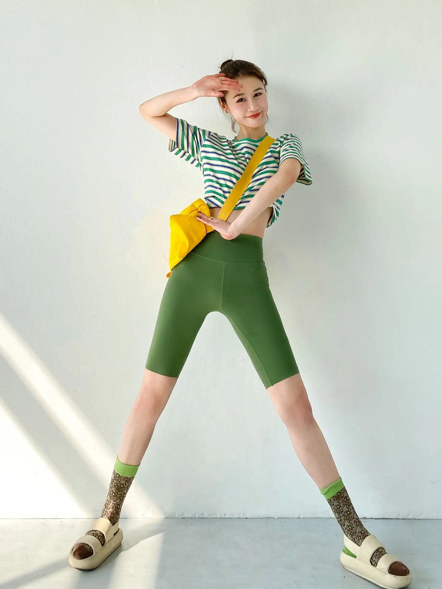 The new 2023 yoga pants pants female movement the wind