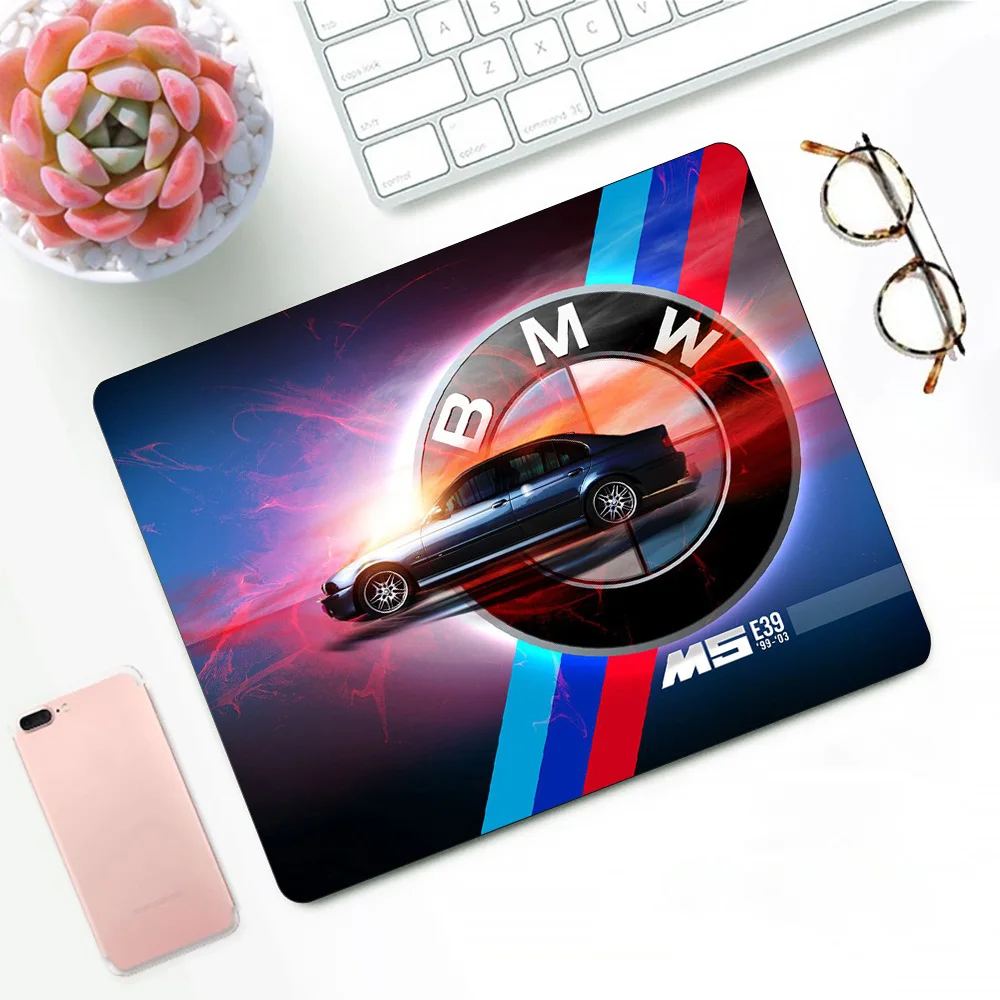 

BMW LOGO Deluxe PC Office Mice Gamer Soft Mouse Pad Mouse Pad Anti-student Office Desktop Non-slip Pad 18x22cm