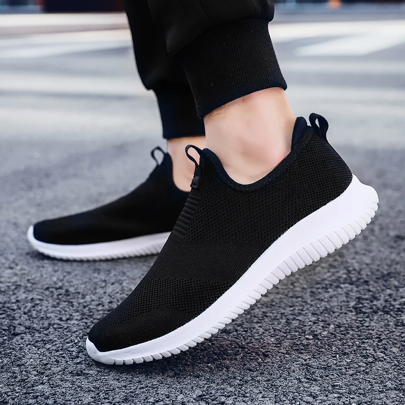 Fashion Men's Walking Shoes Couple Light Breathable Sports Shoes Knitting Casual Sneakers Men