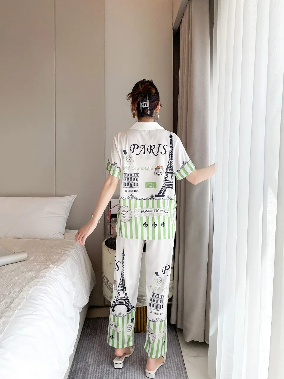 [Women's pajamas] [high-quality]2022 Summer New Ice Silk Pajamas Women Can Wear Thin Imitation Silk Home Furnishes Externally