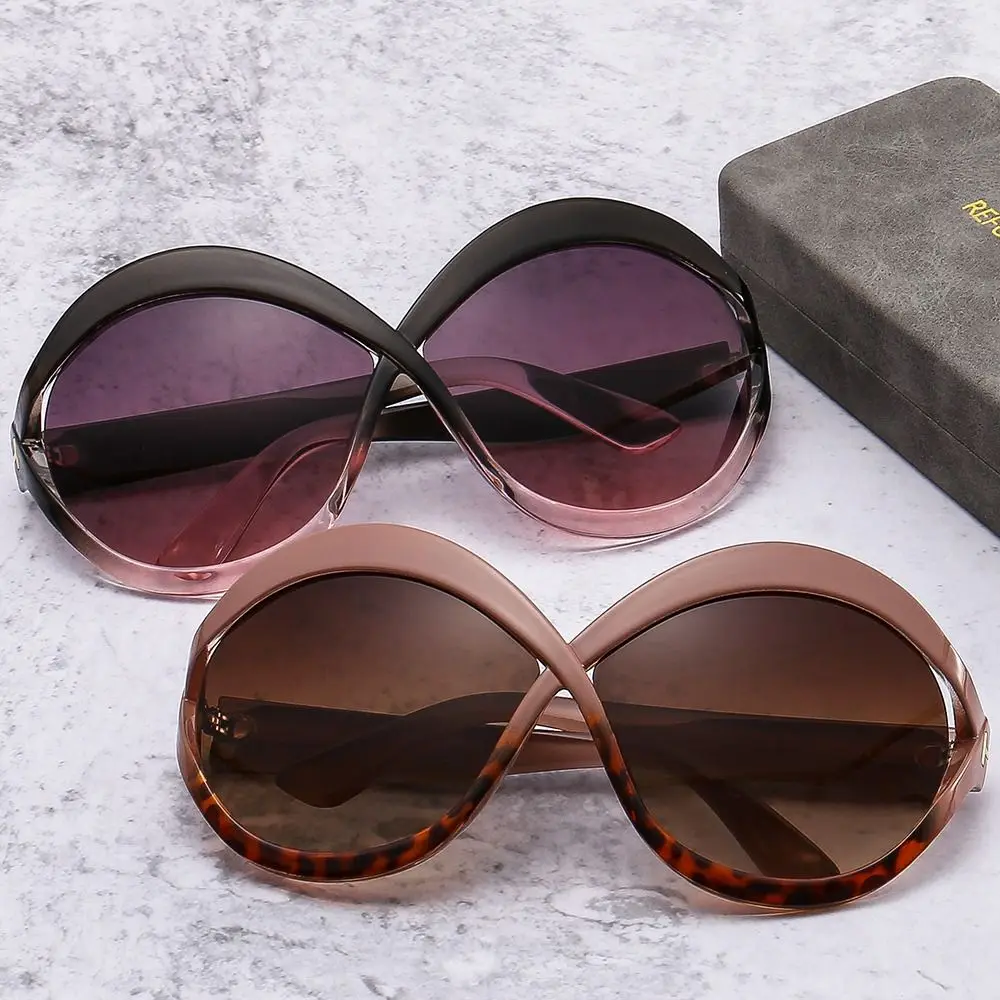 

Female Black Elegant Oversized Women Sunglasses Cat Eye Sunglasses Shades Gradient Sun Glasses