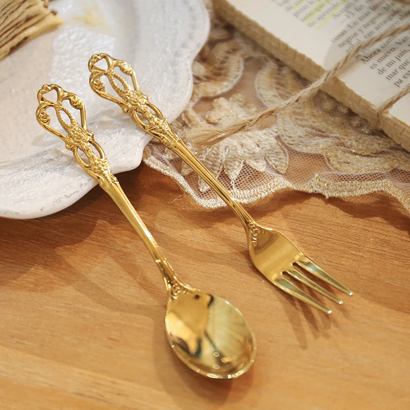 

European Dessert Spoon Fruit Fork kitchen Creative Coffee Spoon Mug Mixing Spoon Stainless Steel Retro Embossed tableware gift