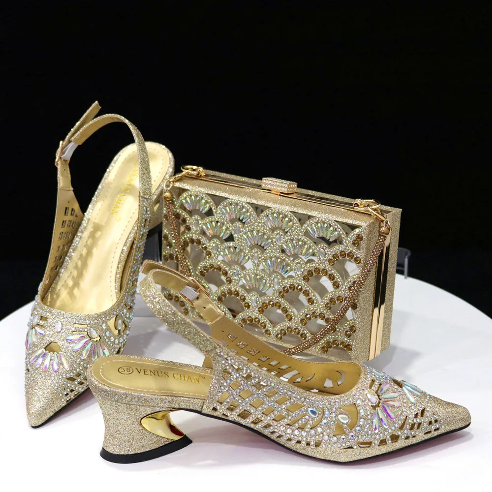 

2023 New Hollow Coral Pattern Design Fashionable And Elegant Wear Comfortable Ladies Shoes And Bag in Gold Color