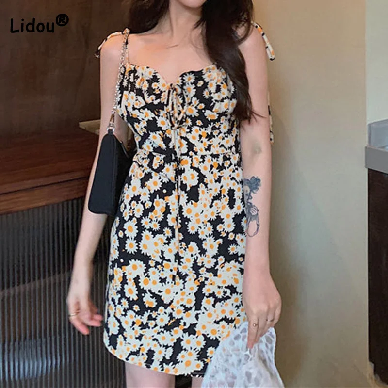 

Женское платье без рукавов, с принтом в виде маргариток