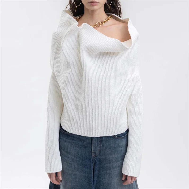 

Women's Sweater 2023 Autumn New Korean Fashion Sexy Off Shoulder Elastic Knitwear Metal Chain Decorated Asymmetric Pullover traf