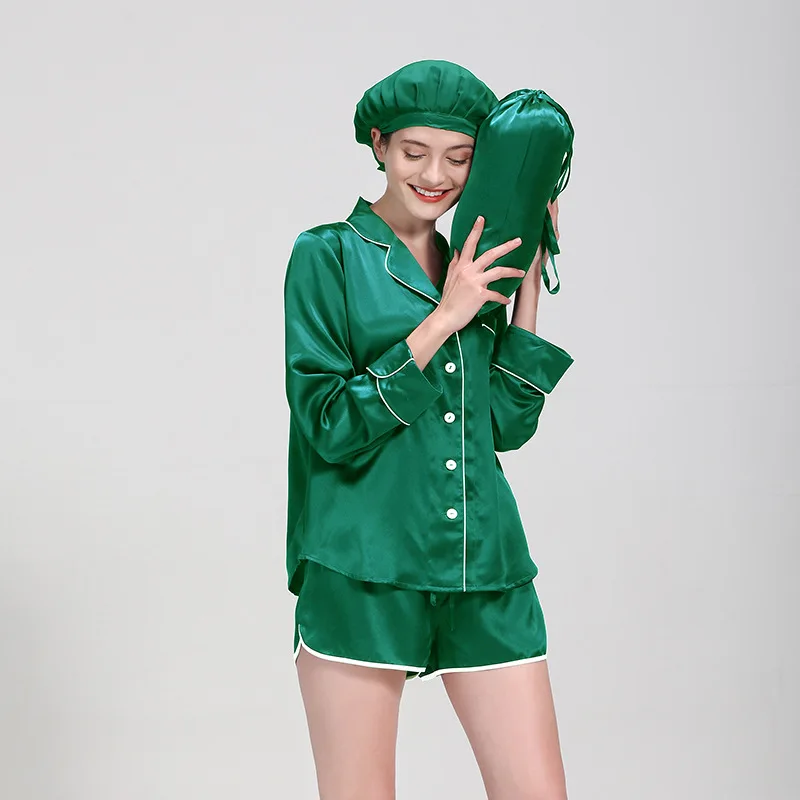 Рисунок 5 - Домашняя одежда из шелка тутового