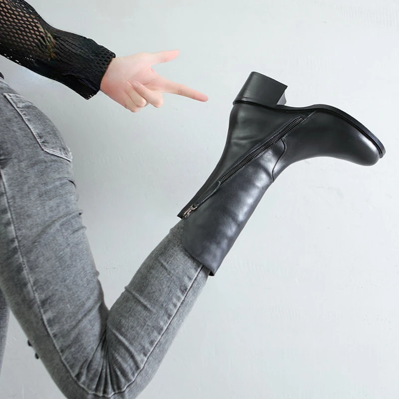 

Женские ботинки с боковой молнией, на толстом каблуке