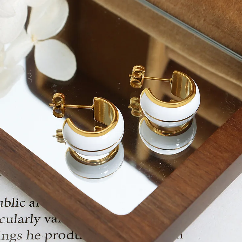 Женские серьги-подвески в стиле барокко