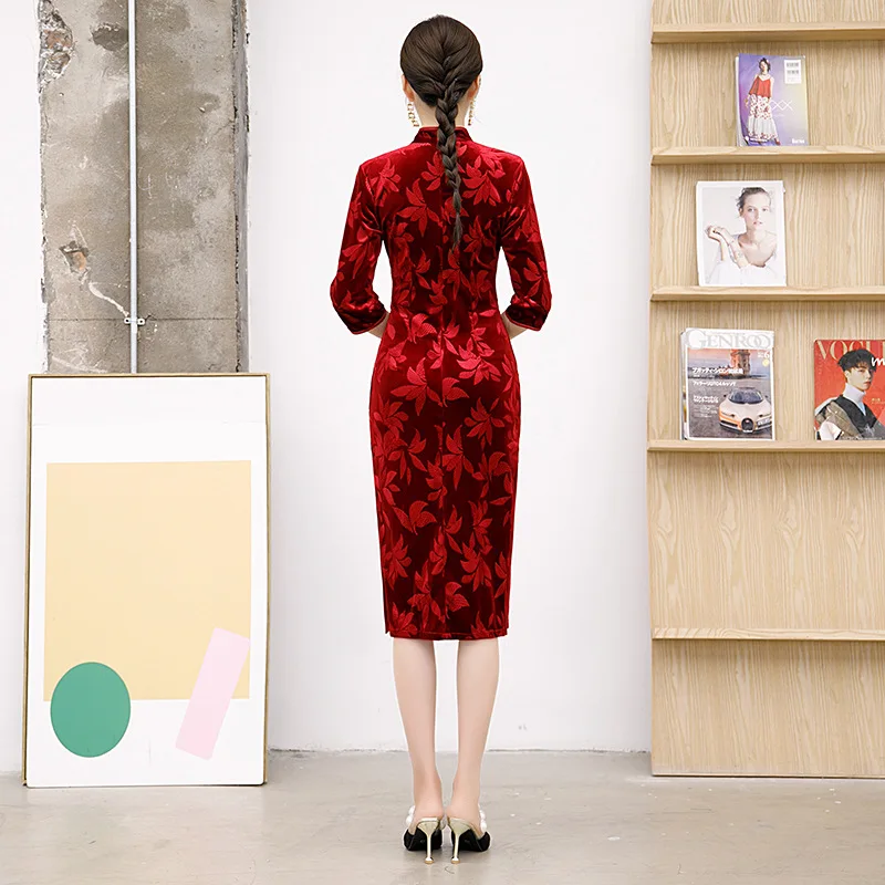 Новогоднее красное бархатное платье Cheongsam с рукавом 3/4 средней длины винтажное в