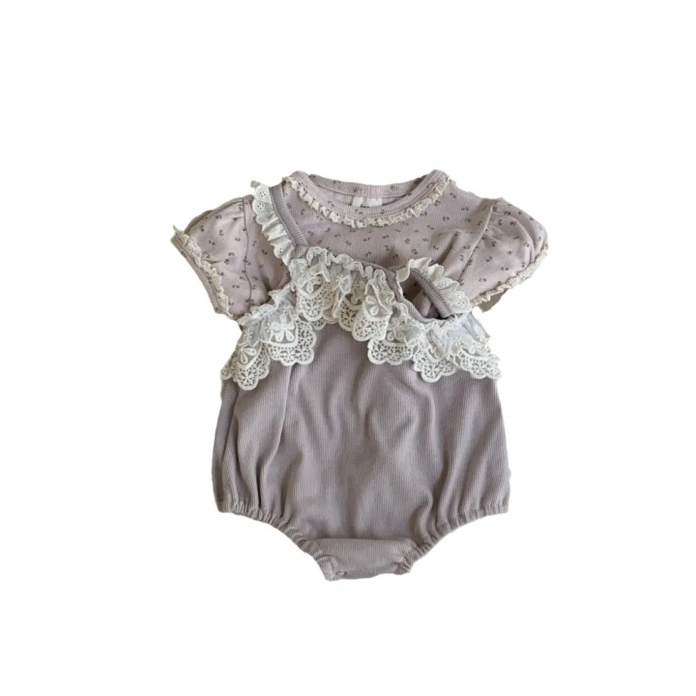 Odzież dziecięca Moda Śliczna Bawełniana Wygodna Koszulka z Krótkim Rękawem 2024 Lato Koreański Styl Luźna Dziewczynka Ubranka Dla Dzieci