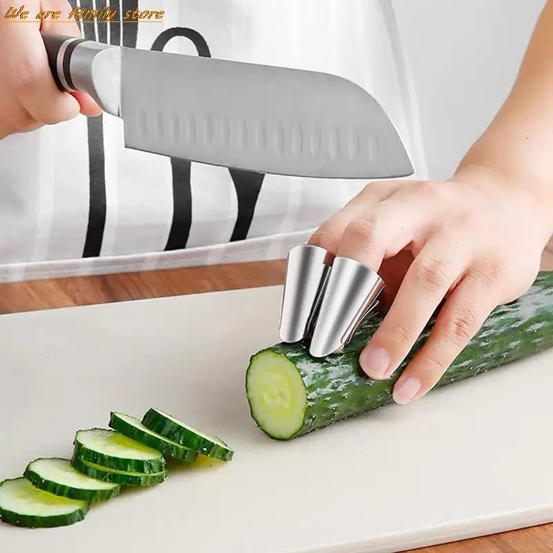 

2pcs Stainless Steel Kitchen Cutting Protection Tools Finger Protectors Peanut Sheller Vegetable Nuts Peeling Finger Guard