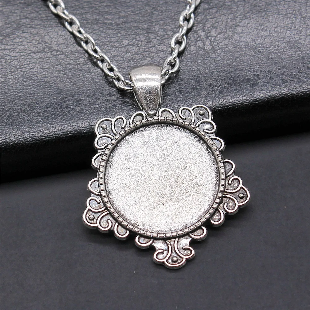 

2 Colors 20mm Inner Size Round Fashion Side Perforation Style Cameo Cabochon Pendant Necklace Accessories For Jewelry Making