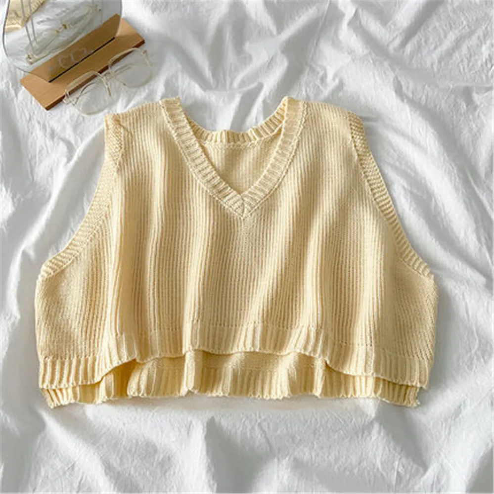 

Fashion Korean 2021 Autumn Women Sweater Vest V-neck Sleeveless Casual Loose Knitted Pullover Basic Tops Female Outerwear Coats