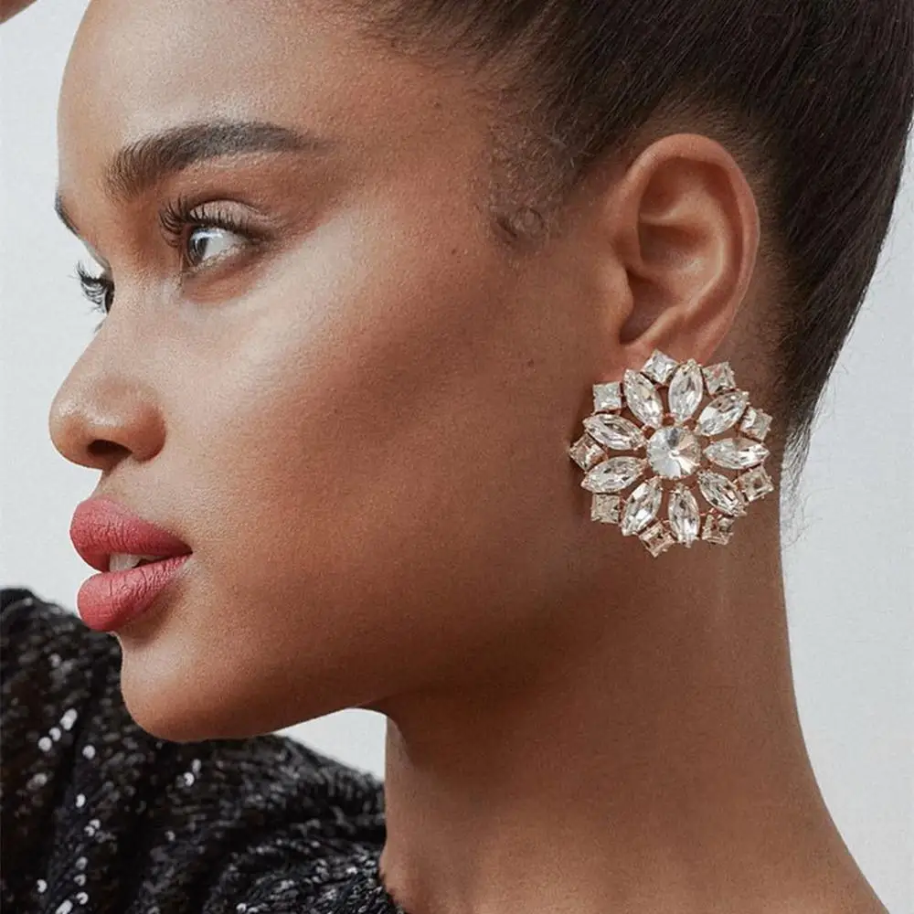 

Fashion Shiny Color Rhinestone Flower Earrings for Women Dinner Wedding Party Statement Temperament Earring Jewelry Accessories