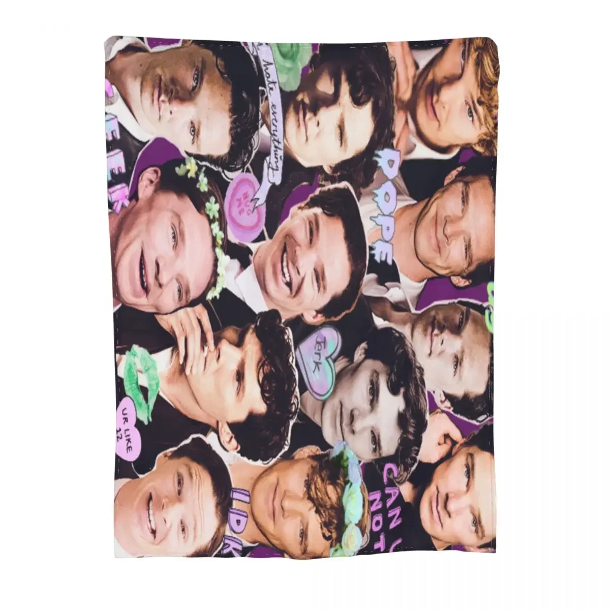 Покрывало на колено для спальни с коллажем 354