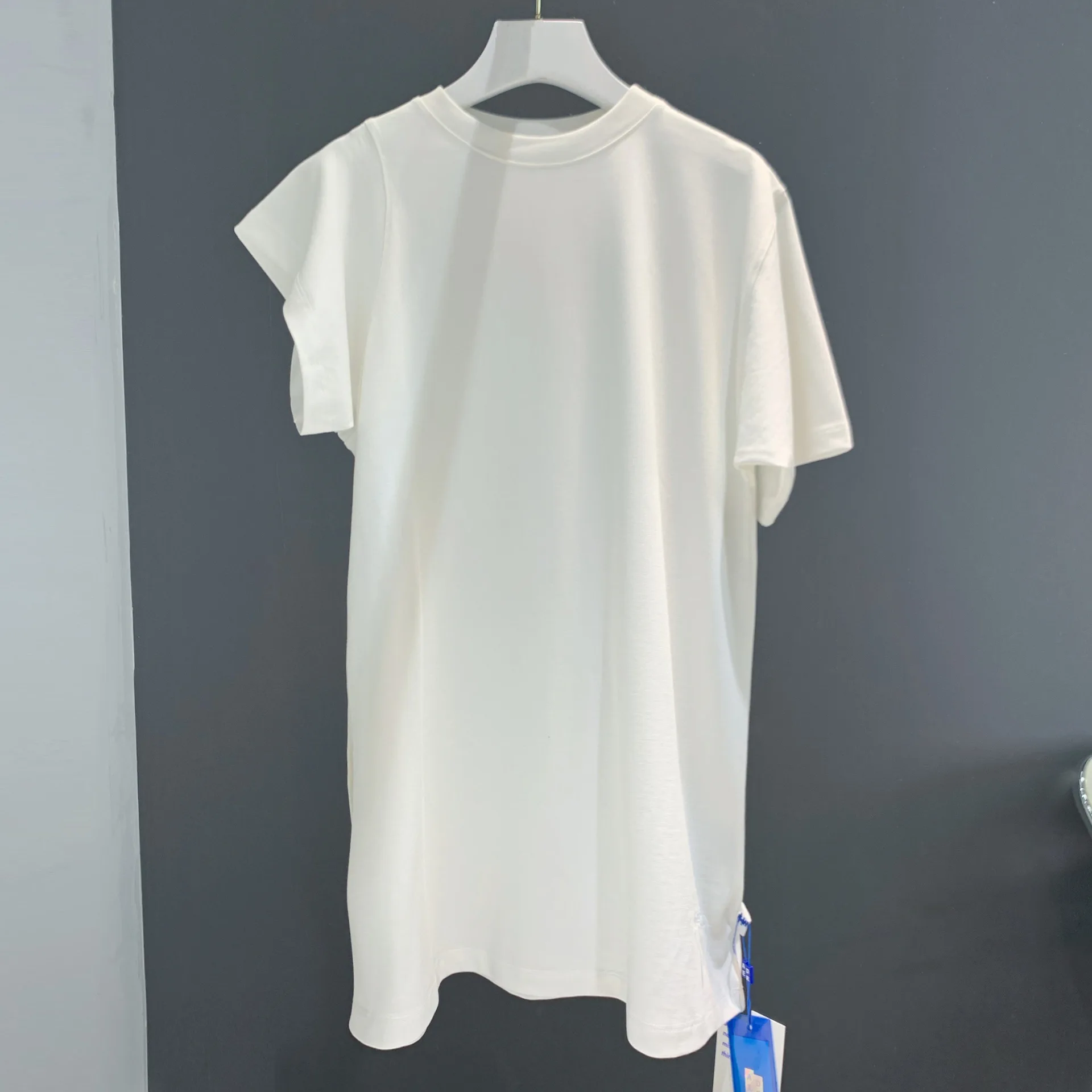 

Ader Error T-shirts Men Women Summer Fashion AE Women's Asymmetrical Sleeves Short Sleeve T-shirt Korean Tops Harajuku TShirt