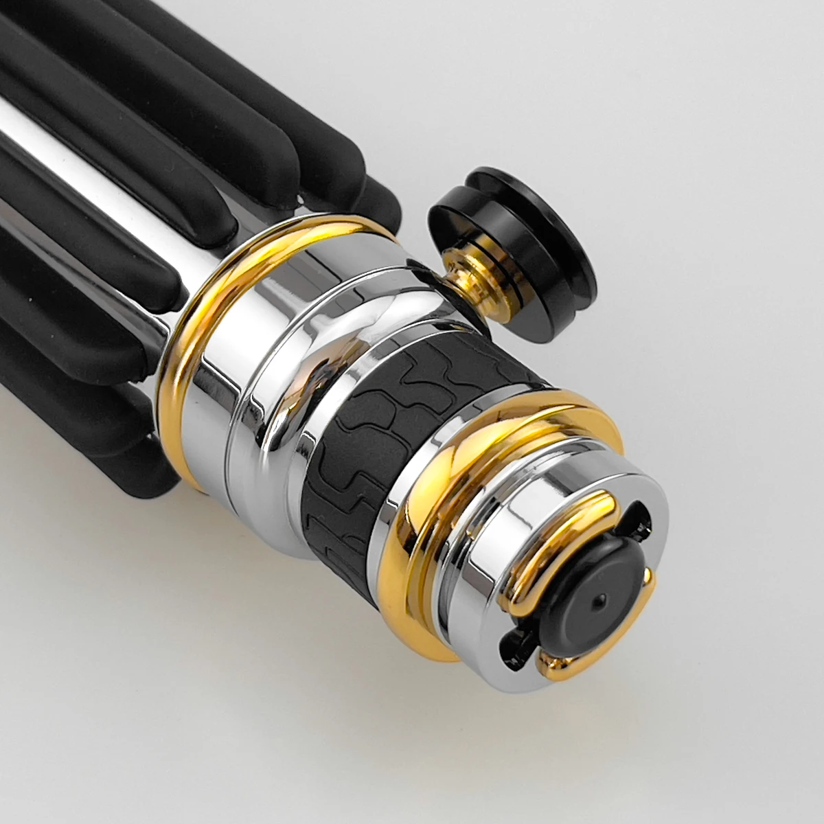 Рисунок 5 - Лазерный меч Elf Sabers Mace Windu Neopixel proffie