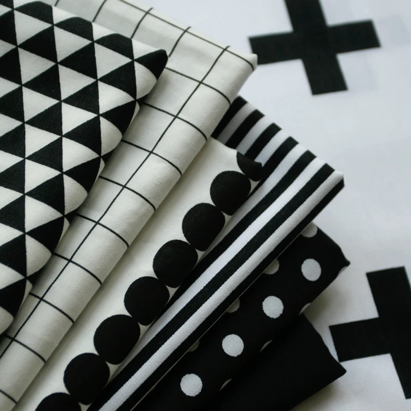 

Cold Black and White Plaid Twill Cotton Fabric Boy Pajamas Sheets Clothing Fabric Handmade Diy