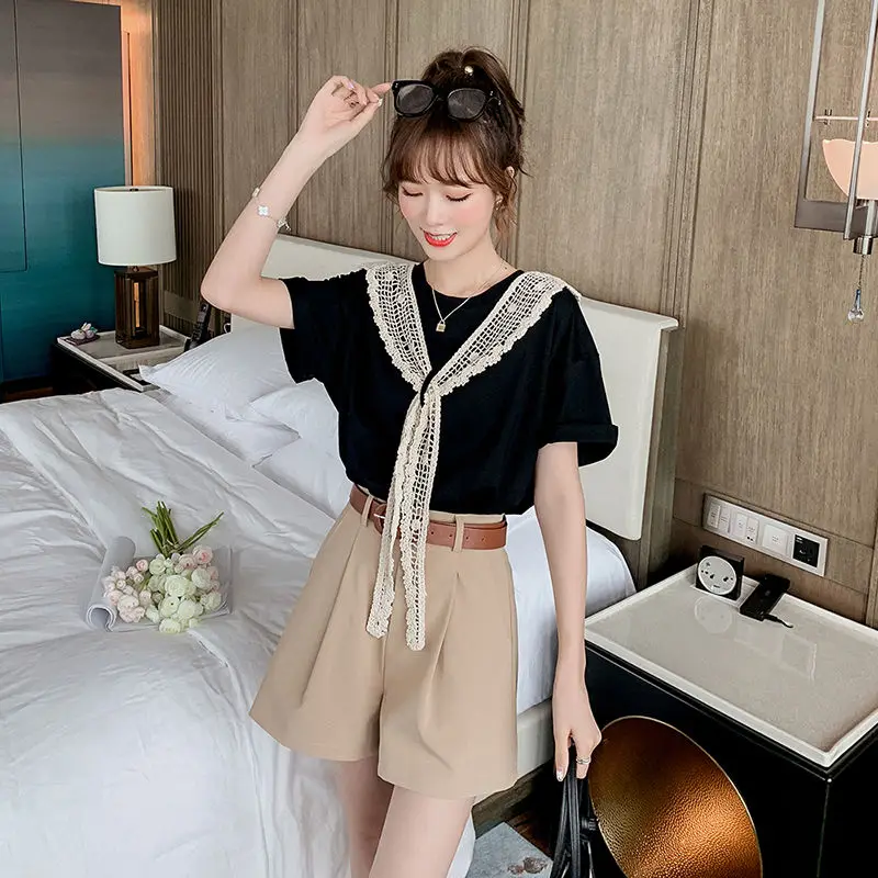 

Women 2022 Summer New Fashion Two Piece Sets Female O-neck Solid Pullover T-shirt + Loose Wide-leg Shorts Ladies Suits F174