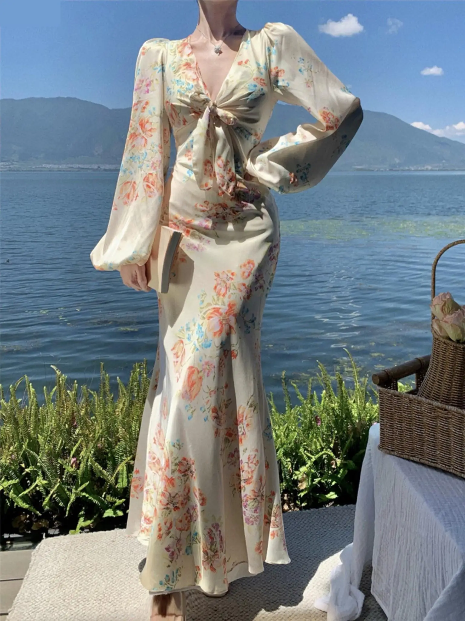 

Элегантное Длинное Платье с V-образным вырезом и цветочным принтом, женское винтажное облегающее платье-Русалка с рукавами-фонариками, женское праздничное платье, осеннее платье, Новинка
