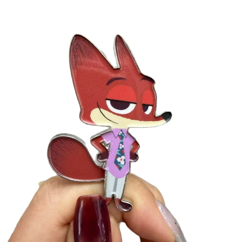 Фото Магнит на холодильник Luckin Zootopia 2: коллаборация, акриловый, вращающийся, с Джуди и Ником, сувенир, коллекционный, декор для дома, подарок №5