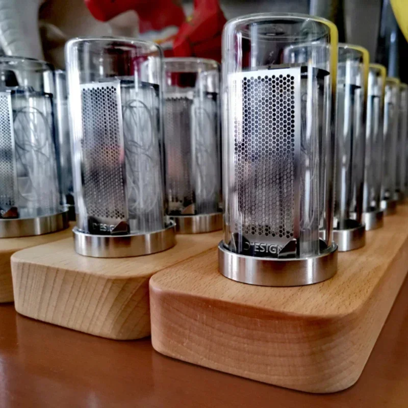 Роскошные цифровые настольные часы со светодиодной светящейся трубкой