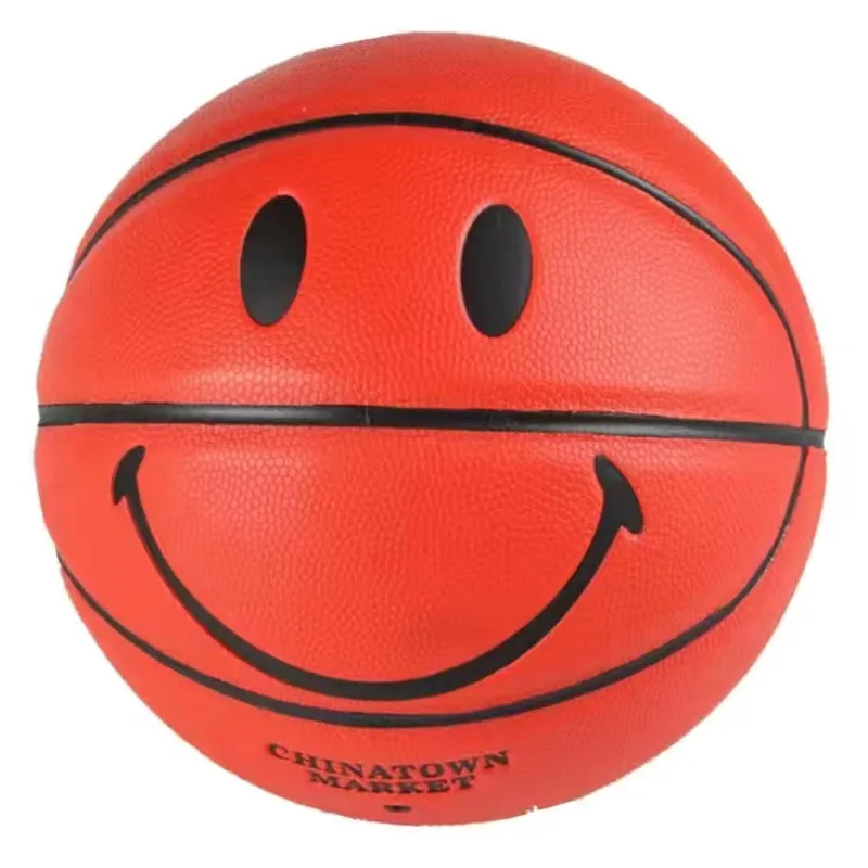Баскетбольные мячи для детей. Детский баскетбольный мяч. Баскетбольный мяч для детей для 9 лет. Баскетбольный мячик смайлик. Баскетбольные подарки.