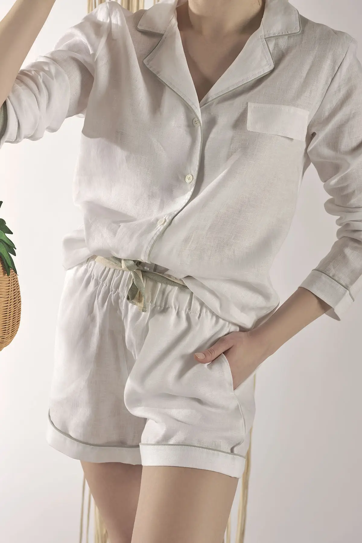 

Women White Linen Custom Design Handmade Waist Elasticized Pockets Touch Short New Season Free Shipping