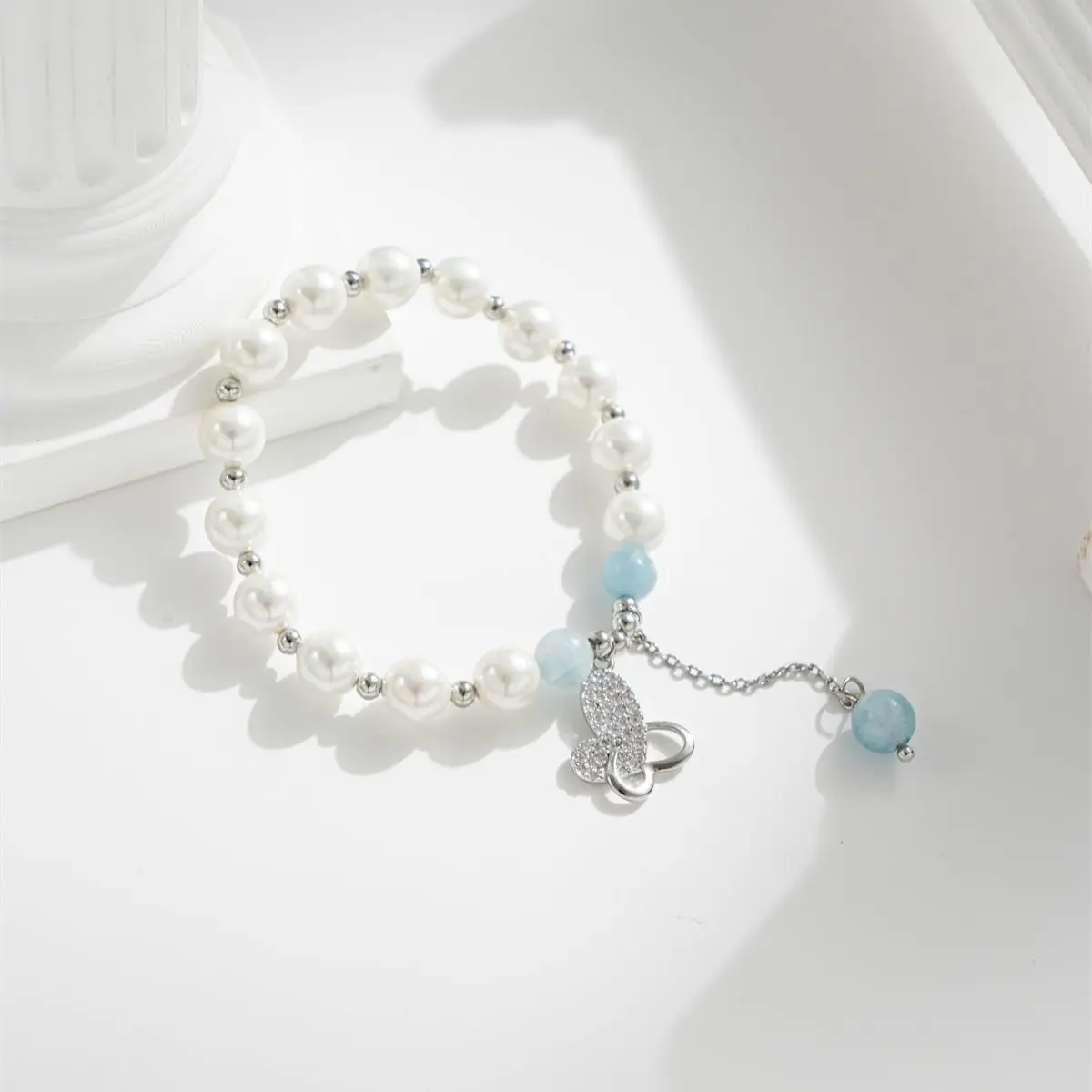 

Personality Design Trendy Pearl Bracelets For Women Girls Silver Color Shiny Love Natural Stone Bangles Jewelry Wedding Gifts