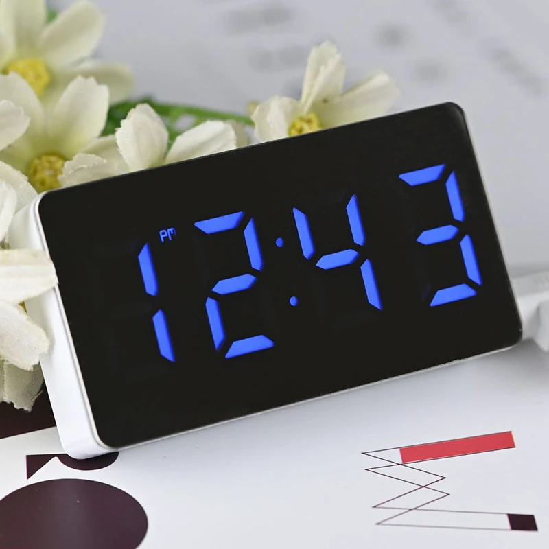 

LED Multifunctional Mirror Clock Digital Alarm Snooze Display Time Night LCD Light Table Desktop USB 5v/With Battery Home Decor