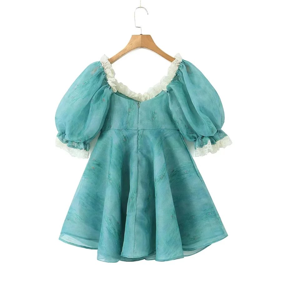 

2023 Vintage Palace Style Puff Sleeve V-neck Sweet Lace Ball Gown Mini Dress for Women