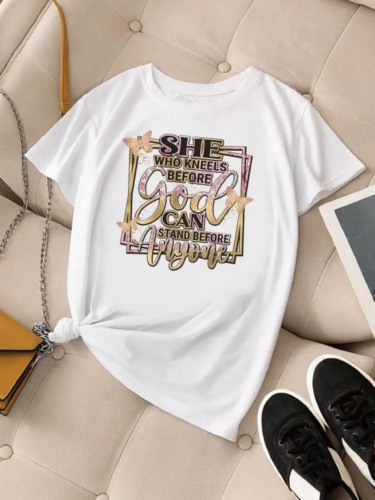 Женская футболка с коротким рукавом и принтом в виде бабочки