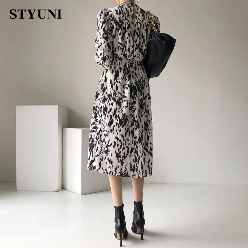 Женское шифоновое платье с винтажным принтом весеннее Плиссированное