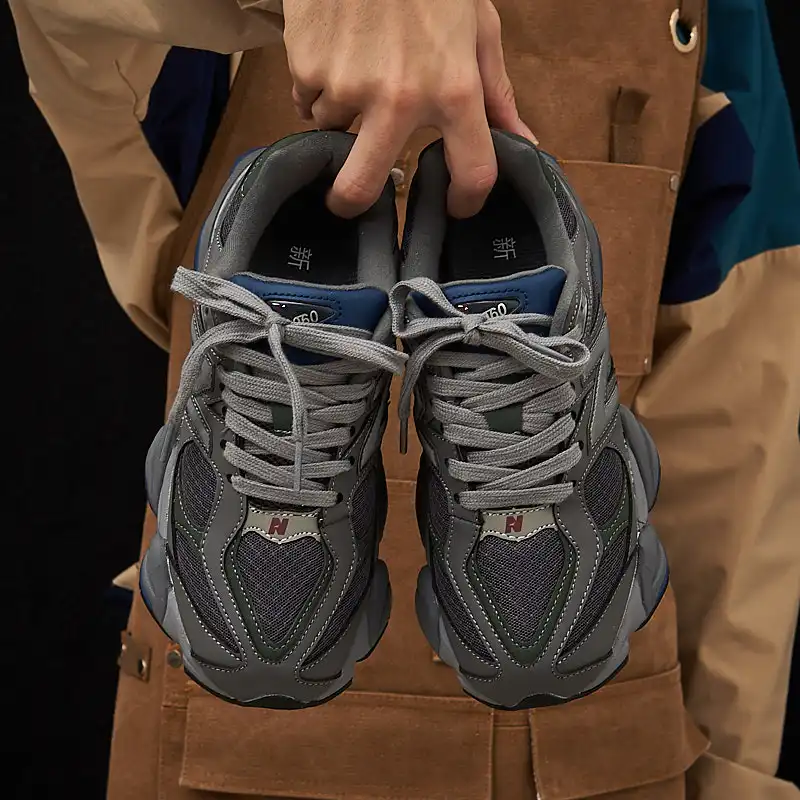 Универсальные кроссовки для мужчин и женщин высокие серого коричневого цвета