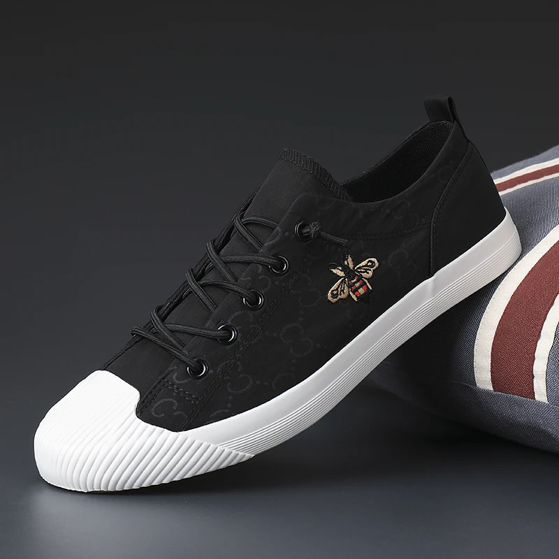 Рисунок 3 - Мужская обувь на низком каблуке