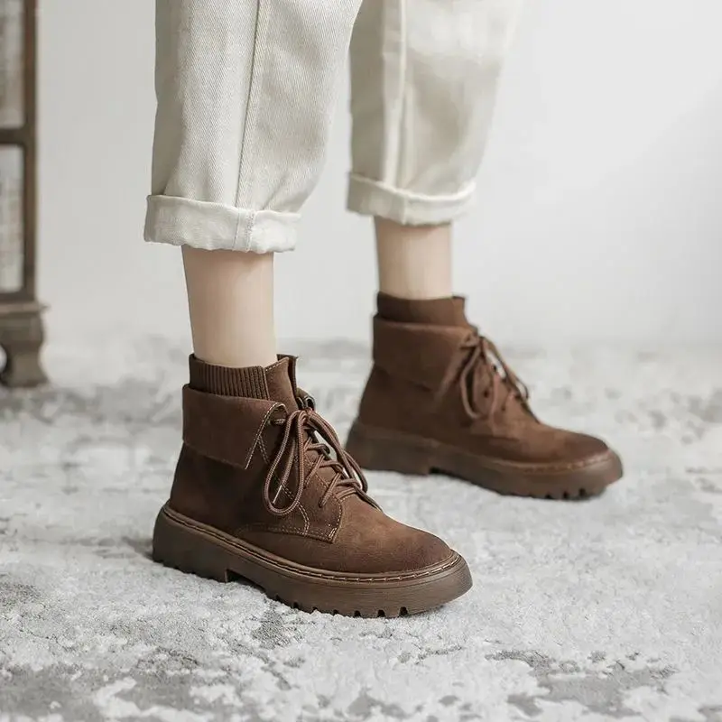 

Новинка 2022, зимняя короткая плюшевая женская обувь, ботинки qiqi12