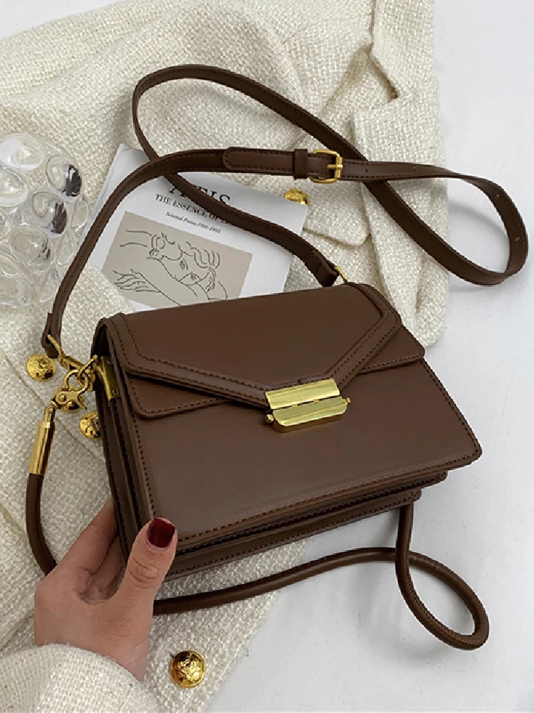 

Vintage Style Women Bag 2022 Fall/winter New Ins High-quality Fashion Shoulder Bag Armpit Bag Messenger Bag Hit Color Square Bag