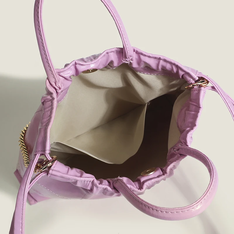 2023 New Messenger Bag The Chain Metal Wind High Quality Luxury Handbag Designer Ruffles High Capacity Shoulder Bags Tote Bags