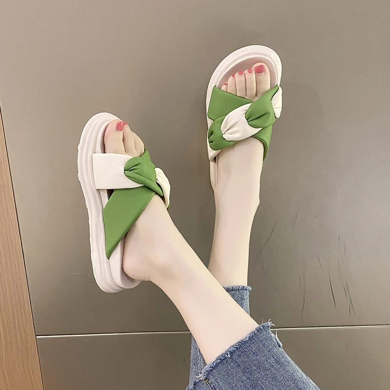 2023 Summer New Thick Bottom Popular All-match Sandals Women's Outer Wear Small Fresh Color Matching Word with Thin Straps