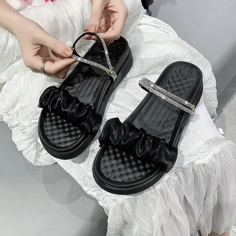 

Shoes Summer Clogs Woman Slippers Flat Med Glitter Slides Pantofle Platform Fashion Beach Jelly 2022 Luxury Rubber Scandals PU C