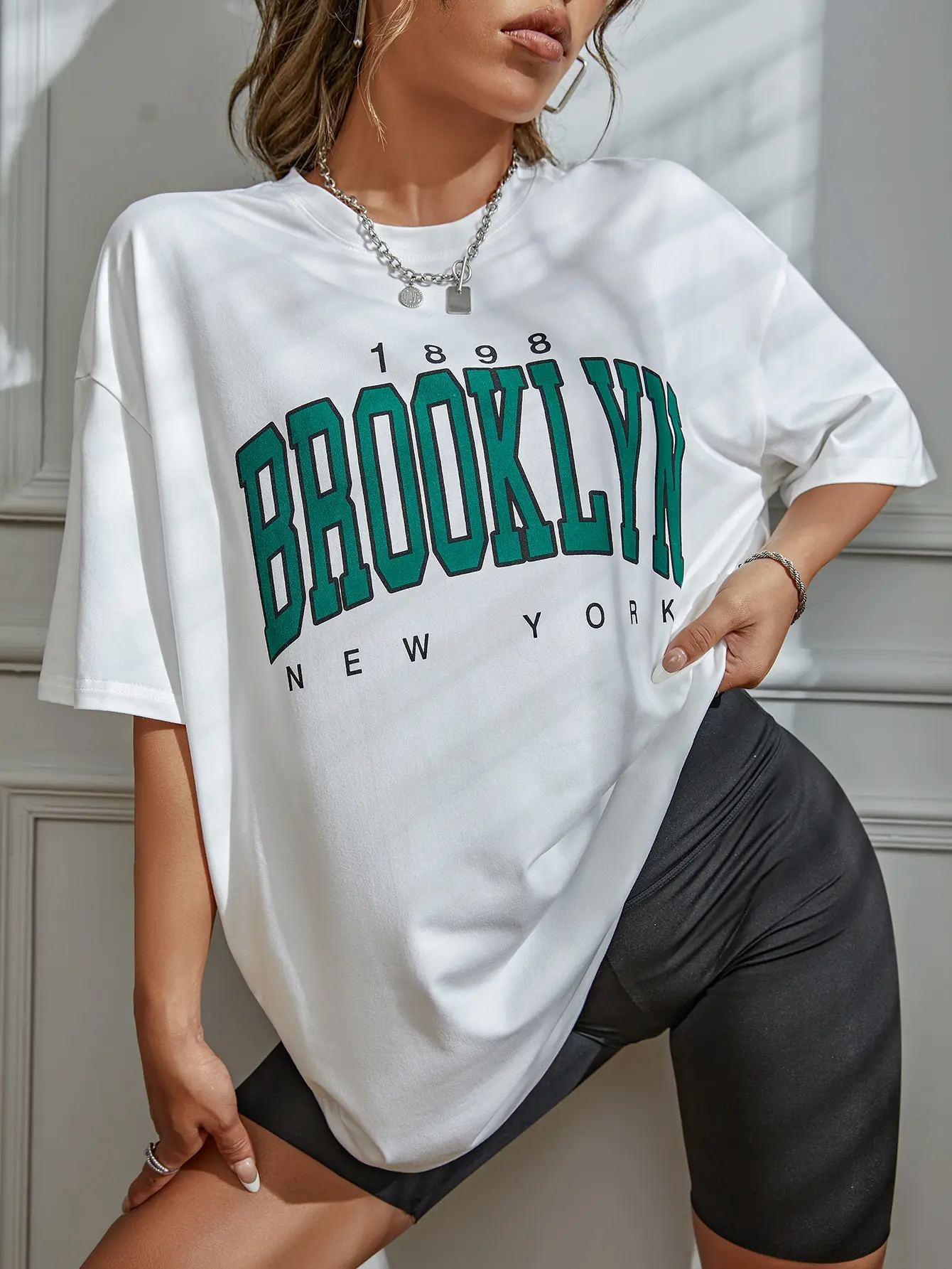 

Vintage Oversized Tshirt 1898 Brooklyn Print New York Letter Drop Shoulder Priting Women T-Shirt Simple Clothes Female T Shirt